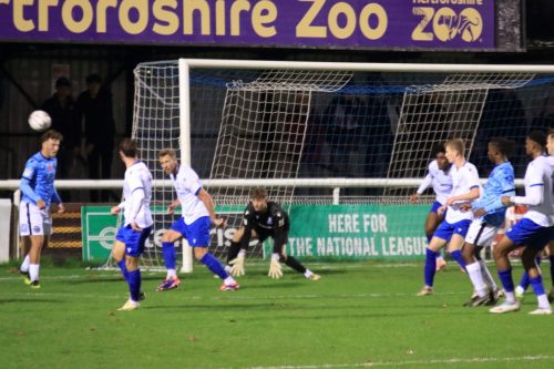 IMG 2763-Adam-Thompson-clears-