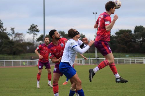 IMG 3484-Ethan-Sutcliffe-heads-clear-from-Sam-Youngs