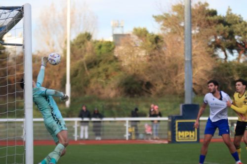 IMG 3797-James-Hamon-saves-from-Bayley-Browns-header