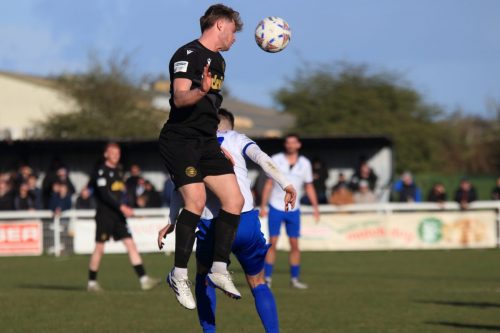 IMG 5431-Joe-Cook-heads-clear-from-Ollie-Knight