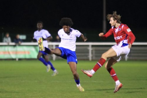 IMG 4914-Liam-Vincent-clears-from-Eli-Ackason