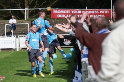 Enfield-celebrate-the-winning-goal