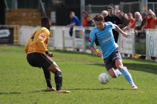 Enfields-Joe-Stevens-R-takes-on-Crays-Merrick-James-Lewis