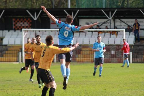 Enfields-Liam-Hope-airborne