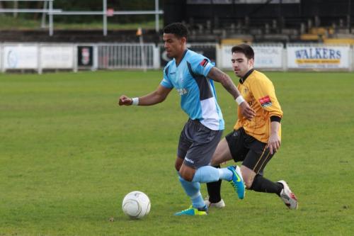 Enfields-Nathan-Livings-blue-and-Crays-Cesc-Fakinos