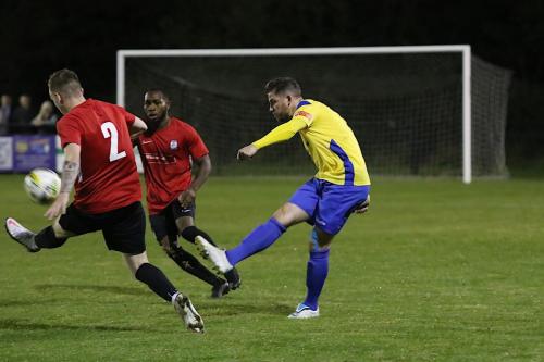 Lee-Chappell-goes-long